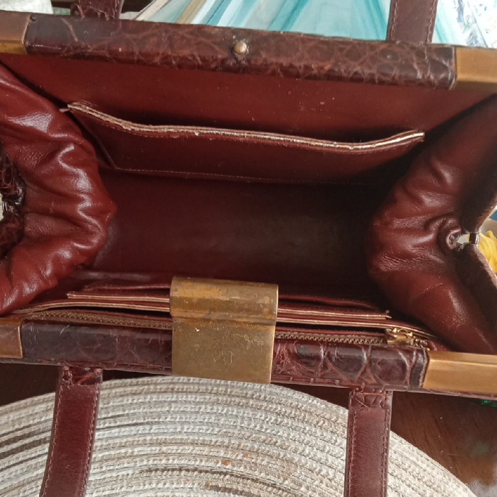 Bass Rich Brown Leather Shoulder Bag